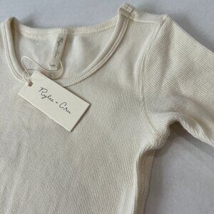 Girl - 4-5Y - NWT Ribbed Scoop Ivory Short Sleeve Tee